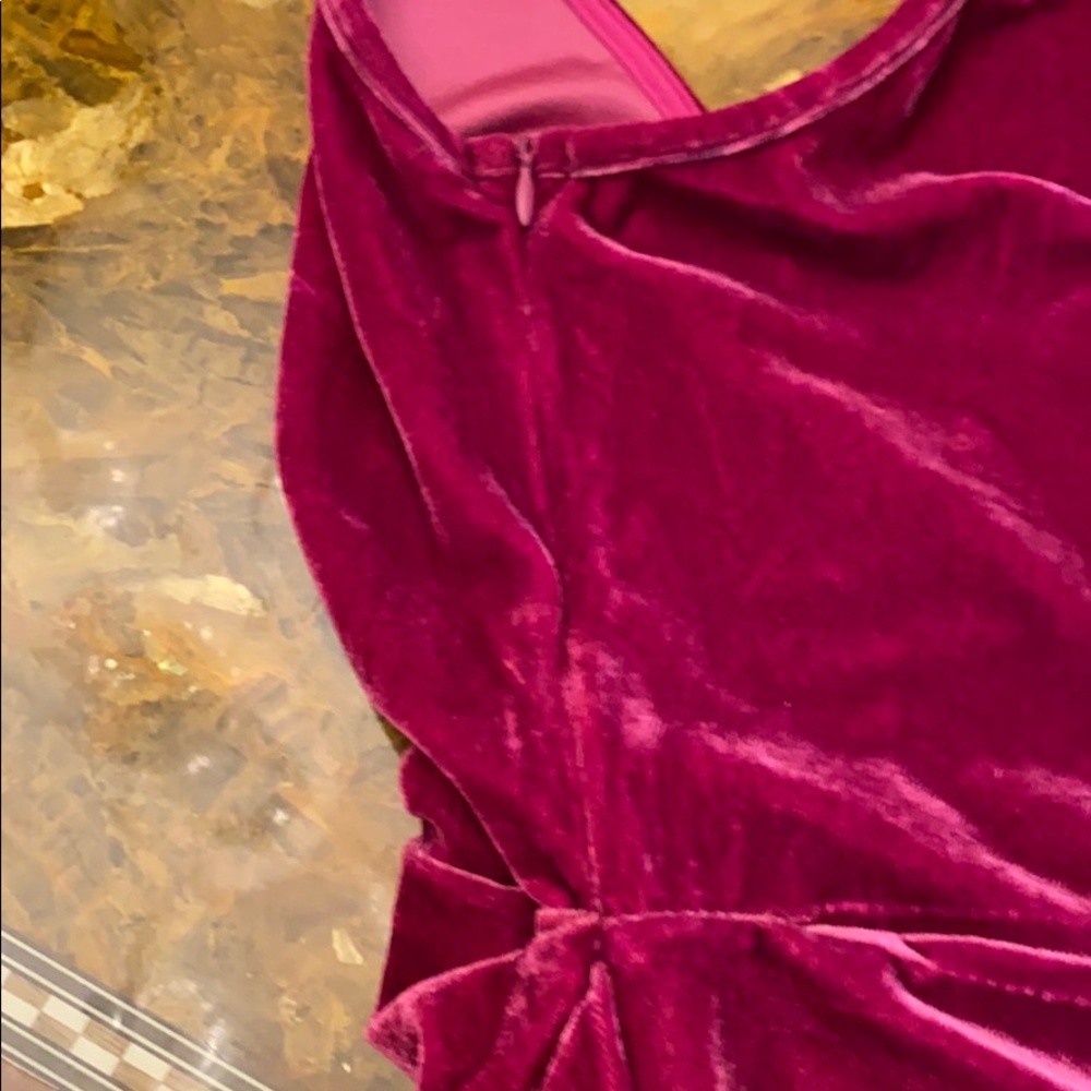 Dress - Picture 7 of 8